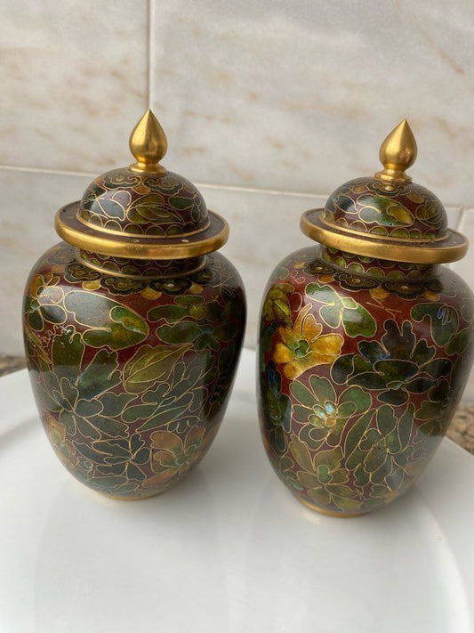 Paire d'anciens vases asiatiques bronze cloisonnés